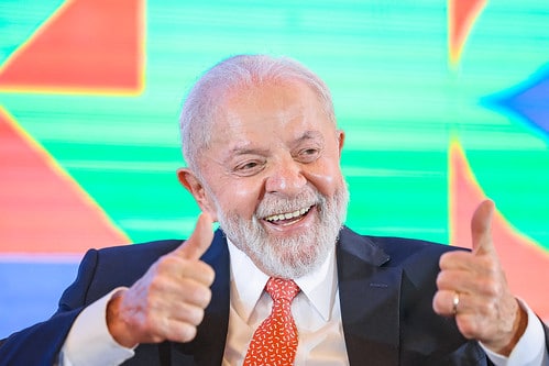 Governo Lula anuncia nova Projeção: Salário mínimo de R$ 1.502 em 2025